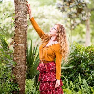 Meet your Posher, April